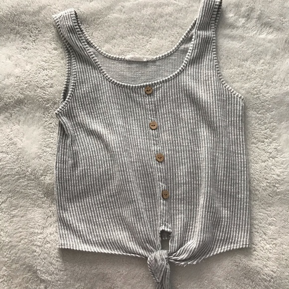 Brandy Melville Tops - brandy melville top